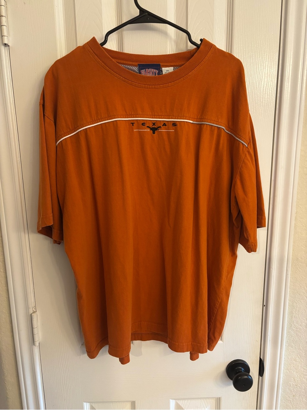 Texas Longhorns Varsity Brand Orange Embroidered T-Shirt Men’s 2XL NCAA